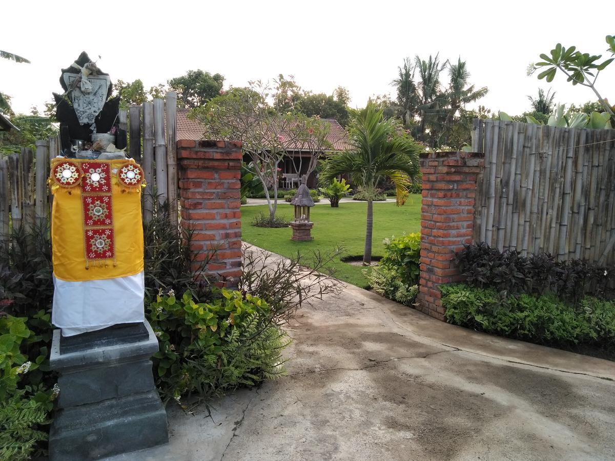 Krisna Homestay Pemuteran Exterior foto